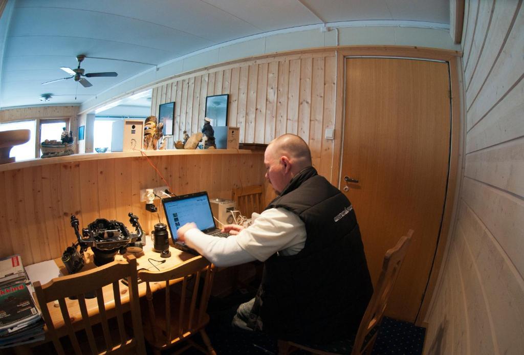 Gulen Dive Resort Dalsøyra Zewnętrze zdjęcie